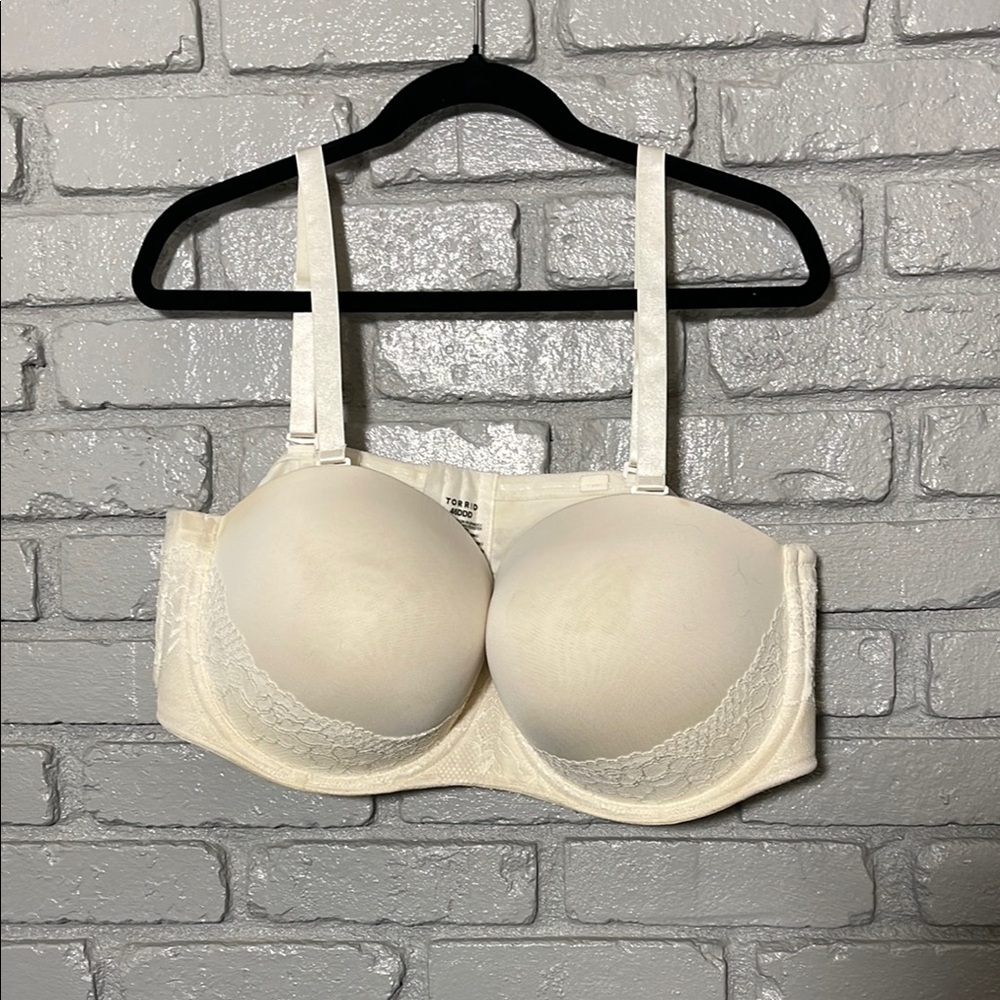 Torrid Cream Everyday Bra with Light Padding